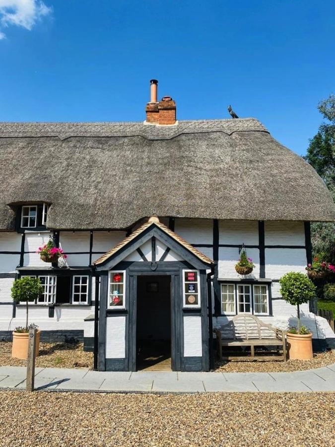 The Bottle & Glass Inn Harpsden Exterior photo